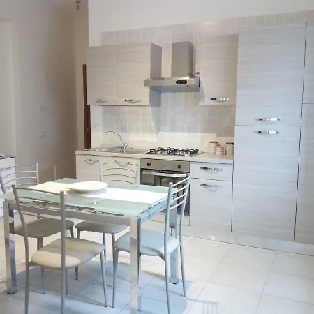 Nunzia Apartment *